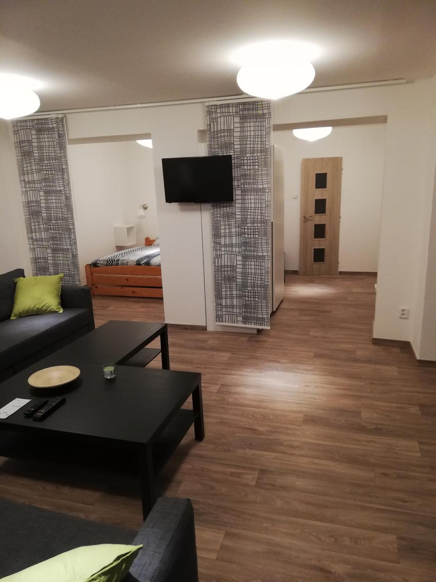 Apartmany Pod Divadlem Зноймо Экстерьер фото